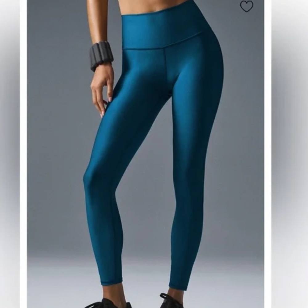 Alo Yoga Airlift High Waist 7/8 Leggings XS Eclipse Blue excellent condition